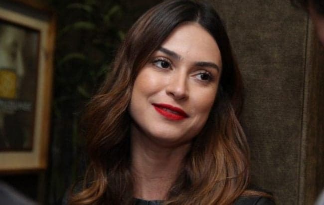 Thaila Ayala recebe bronca da Netflix após revelar detalhes de nova produção