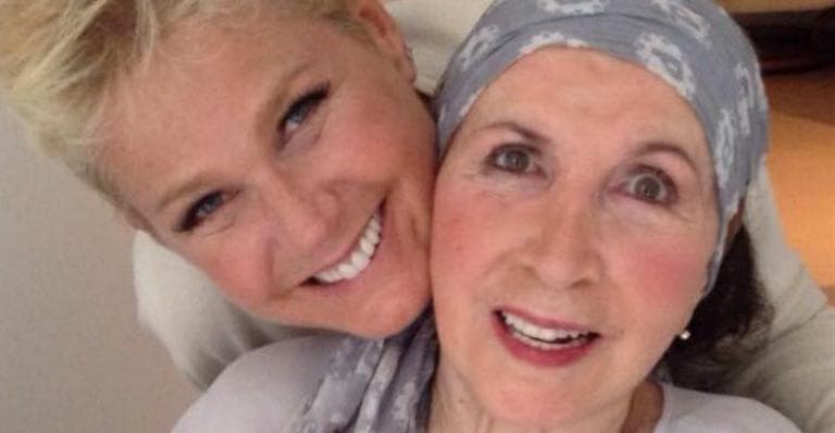 Xuxa falou sobre a mãe durante evento realizado no Rio de Janeiro Xuxa falou sobre a mãe durante evento realizado no Rio de Janeiro