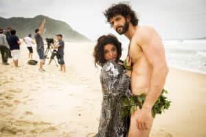 Teodora (Grace Gianoukas) e Pescador (Guilherme Chelucci) em 'Haja Coração' (Foto: Globo/João Miguel Júnior) Teodora (Grace Gianoukas) e Pescador (Guilherme Chelucci) em 'Haja Coração' (Foto: Globo/João Miguel Júnior)