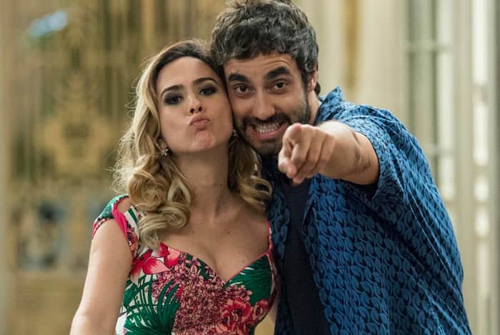 Leozinho (Gabriel Godoy) e Fedora (Tatá Werneck) (Foto: Globo/João Cotta) Leozinho (Gabriel Godoy) e Fedora (Tatá Werneck) (Foto: Globo/João Cotta)
