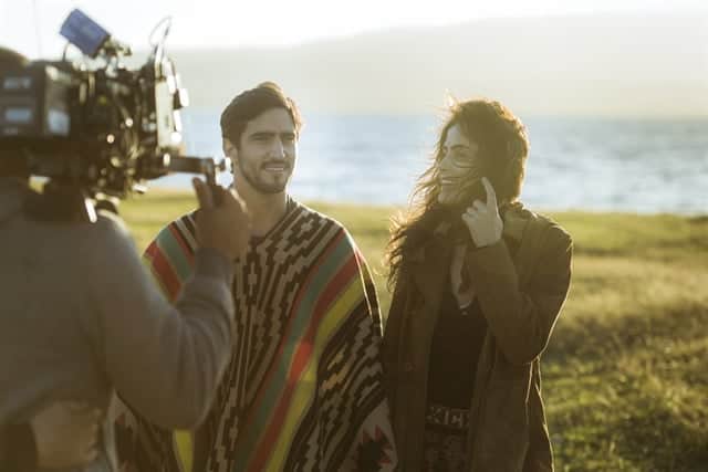Renato (Renato Góes) e Rimena (Maria Casadevall) em 'Os Dias Eram Assim' (Foto: Globo /Mauricio Fidalgo) Globo Renato (Renato Góes) e Rimena (Maria Casadevall) em 'Os Dias Eram Assim' (Foto: Globo /Mauricio Fidalgo) Globo