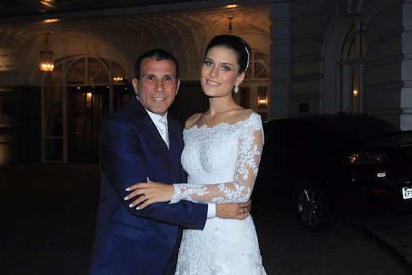 O ator Eri e a mulher, Aline, no dia do casamento. (Foto: AgNews) O ator Eri e a mulher, Aline, no dia do casamento. (Foto: AgNews)