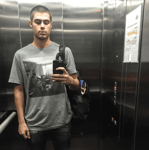 O novo visual de Rafael Vitti. O novo visual de Rafael Vitti.