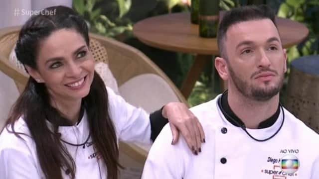Claudia Ohana e Diego Hypolito no "Super Chef Celebridades" desta manhã (28) (Foto: Reprodução) Claudia Ohana e Diego Hypolito no "Super Chef Celebridades" desta manhã (28) (Foto: Reprodução)