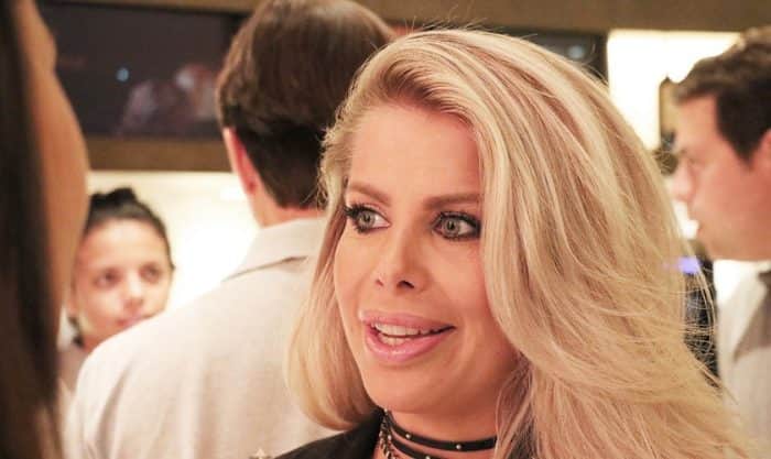 Karina Bacchi causou polêmica com declaração sobre adotar filho negro (Foto: Divulgação) Karina Bacchi causou polêmica com declaração sobre adotar filho negro (Foto: Divulgação)