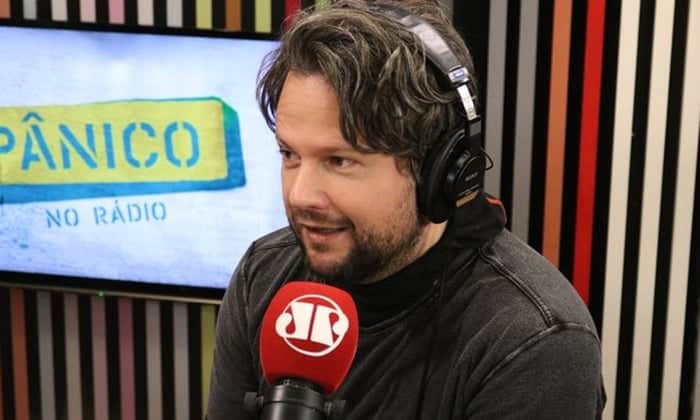 Selton Mello durante participação no "Pânico no Rádio". (Foto: Johnny Drum/Jovem Pan) Selton Mello durante participação no "Pânico no Rádio". (Foto: Johnny Drum/Jovem Pan)