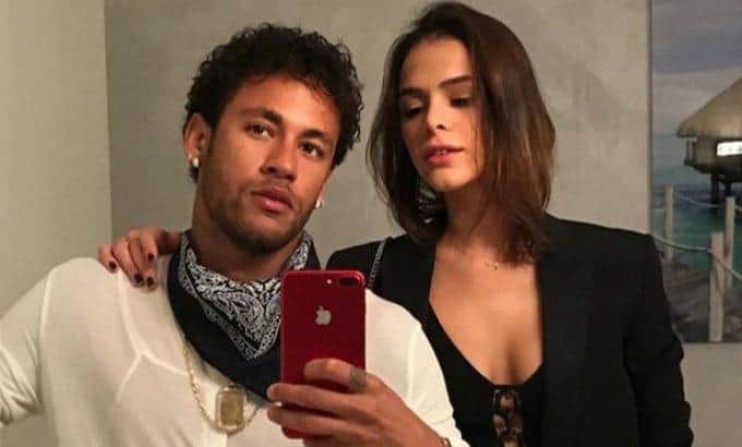 Neymar e Bruna Marquezine (Foto: Reprodução) Neymar e Bruna Marquezine (Foto: Reprodução)