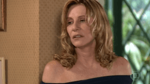 Nazaré Tedesco (Renata Sorrah) em cena de "Senhora do Destino" (Foto: Reprodução/Globo) Nazaré Tedesco (Renata Sorrah) em cena de "Senhora do Destino" (Foto: Reprodução/Globo)