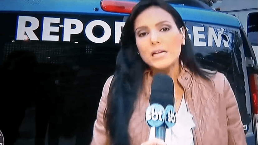 A repórter Márcia Dantas, do SBT, atacada durante reportagem (Foto: Reprodução/SBT) A repórter Márcia Dantas, do SBT, atacada durante reportagem (Foto: Reprodução/SBT)