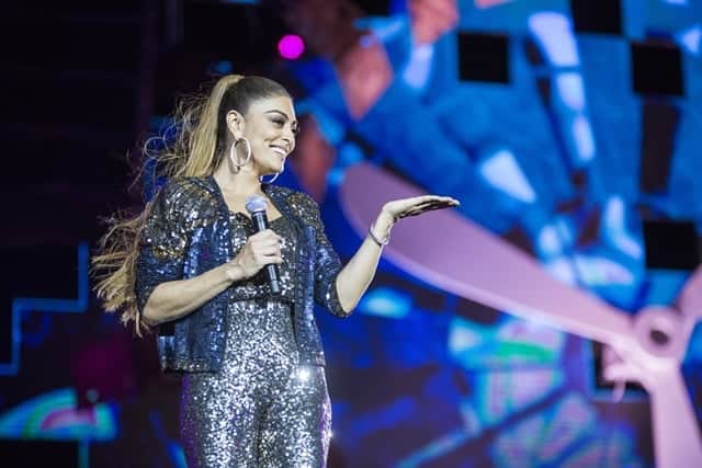 Juliana Paes na gravação do Festeja Brasil 2017 (Foto: Globo/Marília Cabral) Juliana Paes na gravação do Festeja Brasil 2017 (Foto: Globo/Marília Cabral)