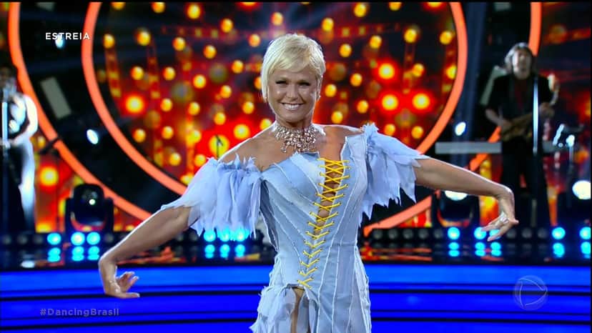 Xuxa Meneghel na estreia do Dancing Brasil 3. (Foto: Reprodução/Record) Xuxa Meneghel na estreia do Dancing Brasil 3. (Foto: Reprodução/Record)