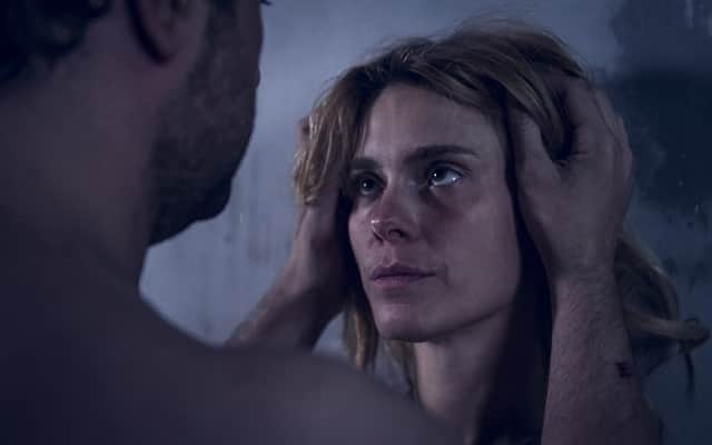 Saulo (Selton Mello) e Marion (Carolina Dieckmann) em Treze Dias Longe do Sol (Foto: Globo/Divulgação) Saulo (Selton Mello) e Marion (Carolina Dieckmann) em Treze Dias Longe do Sol (Foto: Globo/Divulgação)