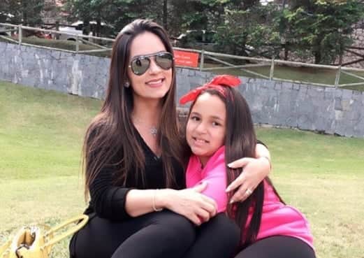 Priscila Nocetti, cantora de funk, com a filha Yasmin. (Foto: Reprodução/Instagram) Priscila Nocetti, cantora de funk, com a filha Yasmin. (Foto: Reprodução/Instagram)