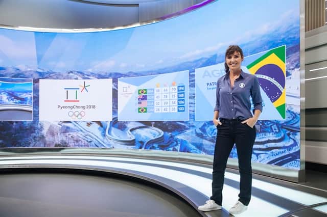Glenda Kozlowski no novo estúdio do Esporte da Globo (Foto: Globo/ Rodrigo Castro) Glenda Kozlowski no novo estúdio do Esporte da Globo (Foto: Globo/ Rodrigo Castro)