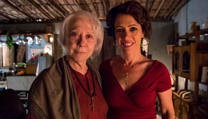 Fernanda Montenegro (Mercedes) e Bel Kutner (Diva) (Foto: Globo/Estevam Avellar) Fernanda Montenegro (Mercedes) e Bel Kutner (Diva) (Foto: Globo/Estevam Avellar)