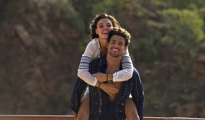 Cauã Reymond e Isis Valver em Amores Roubados. (Foto: Estevam Avellar/TV Globo) Cauã Reymond e Isis Valver em Amores Roubados. (Foto: Estevam Avellar/TV Globo)