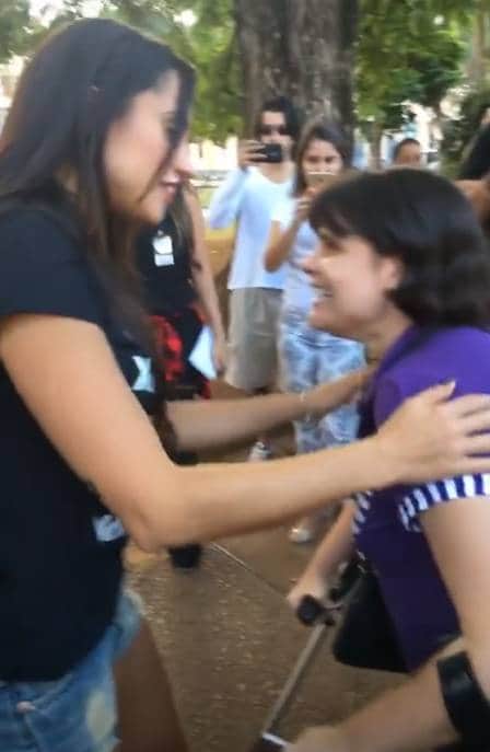 Fãs de Breno e Paula se reuniram no centro de Belo Horizonte (Foto: Reprodução/Instagram) Fãs de Breno e Paula se reuniram no centro de Belo Horizonte (Foto: Reprodução/Instagram)
