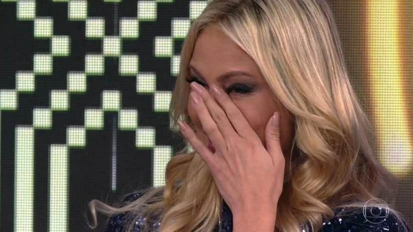 Ellen Rocche se emocionou no Domingão do Faustão (Foto: TV Globo) Ellen Rocche se emocionou no Domingão do Faustão (Foto: TV Globo)