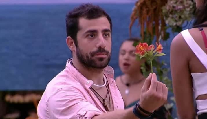 Favorito no BBB18, Kaysar é acusado de criar "personagem". (Foto: Reprodução) Favorito no BBB18, Kaysar é acusado de criar "personagem". (Foto: Reprodução)