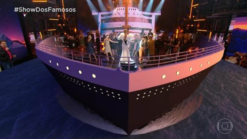 Alessandra Maestrini performou tema do filme Titanic (Foto: TV Globo) Alessandra Maestrini performou tema do filme Titanic (Foto: TV Globo)