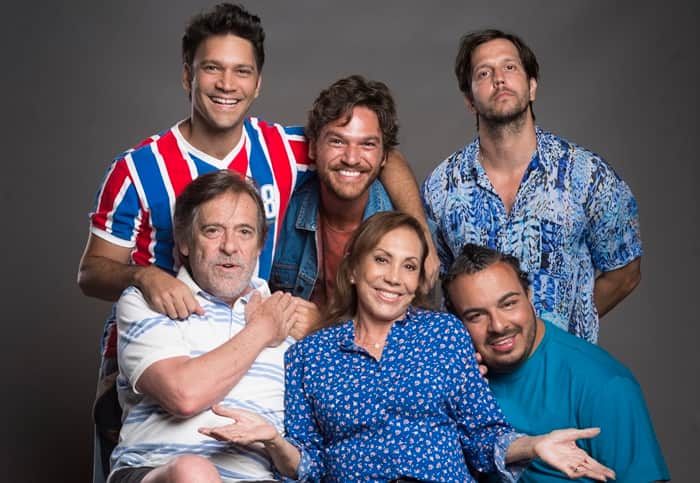 A família de Beto Falcão em Segundo Sol (Foto: Globo/João Cotta) A família de Beto Falcão em Segundo Sol (Foto: Globo/João Cotta)