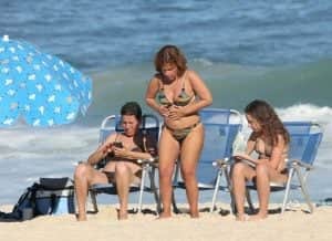 Claudia Rodrigues com a Isa e Adriane (Foto: AgNews) Claudia Rodrigues com a Isa e Adriane (Foto: AgNews)
