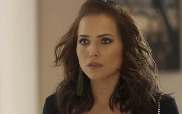Rosa pode ser assassinada em Segundo Sol (Foto: Reprodução/Globo) Rosa pode ser assassinada em Segundo Sol (Foto: Reprodução/Globo)