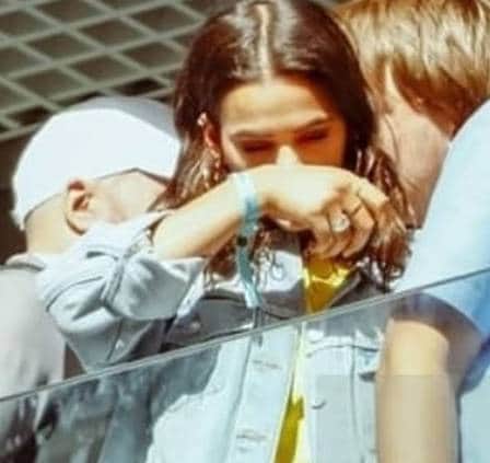 Bruna Marquezine também se emocionou no jogo do Brasil Foto: reprodução/ instagram Bruna Marquezine também se emocionou no jogo do Brasil Foto: reprodução/ instagram
