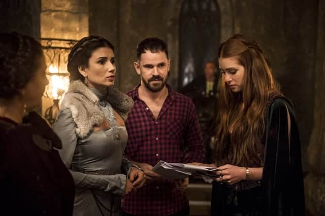 Bastidor - Amália e Afonso recebem a rainha da Lungria e Beatriz (Paula Fernandes) (Foto: Globo/Mauricio Fidalgo) Bastidor - Amália e Afonso recebem a rainha da Lungria e Beatriz (Paula Fernandes) (Foto: Globo/Mauricio Fidalgo)