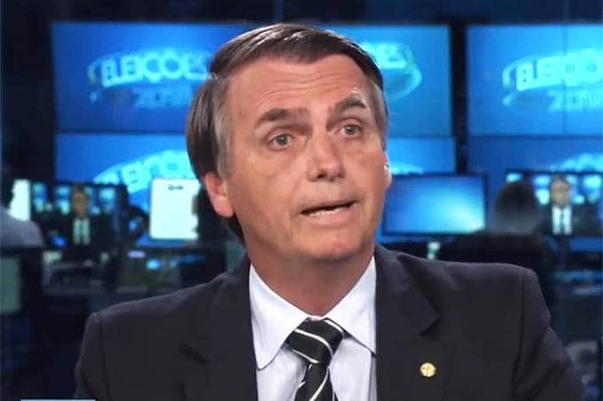 O presidente Jair Bolsonaro em entrevista ao Jornal Nacional na Globo (Foto: Reprodução/Globo) O presidente Jair Bolsonaro em entrevista ao Jornal Nacional na Globo (Foto: Reprodução/Globo)