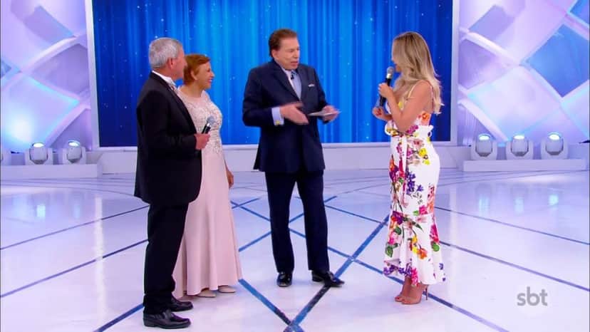 Silvio Santos se encontrou com Eliana e casal (Foto: Reprodução/SBT) Silvio Santos se encontrou com Eliana e casal (Foto: Reprodução/SBT)