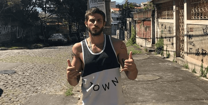 Chay Suede (Foto: Reprodução) Chay Suede (Foto: Reprodução)