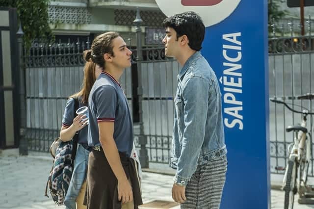 Tito (Tom Karabachian) e Hugo (Leonardo Bittencourt) em cena de Malhação (Foto: Globo/Raquel Cunha) Tito (Tom Karabachian) e Hugo (Leonardo Bittencourt) em cena de Malhação (Foto: Globo/Raquel Cunha)