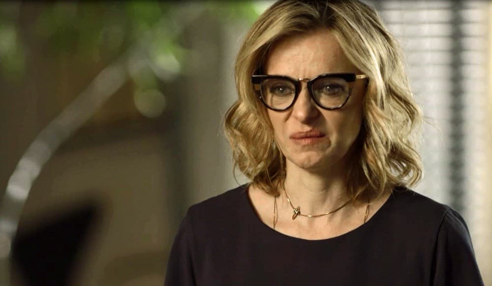 Karen deixará emprego em Segundo Sol (Foto: Reprodução) Karen deixará emprego em Segundo Sol (Foto: Reprodução)