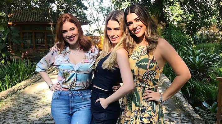 Ana Clara, Fernanda Keulla e Vivian Amorim não vivem bom momento no Vídeo Show. (Foto: Reprodução) Ana Clara, Fernanda Keulla e Vivian Amorim não vivem bom momento no Vídeo Show. (Foto: Reprodução)