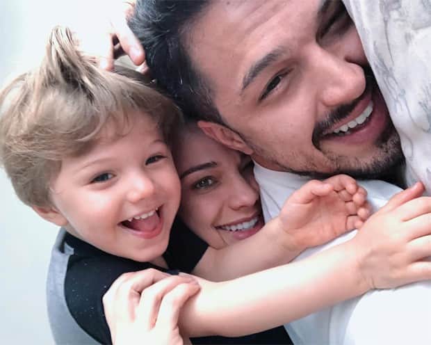 Ator com a mulher e o filho (Foto: Reprodução/Instagram) Ator com a mulher e o filho (Foto: Reprodução/Instagram)