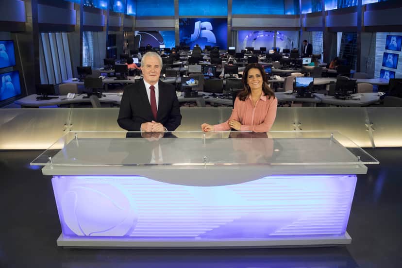http://tvfoco.uai.com.br/wp-content/uploads/2015/05/Daniela-Mercury.jpg http://tvfoco.uai.com.br/wp-content/uploads/2015/05/Daniela-Mercury.jpg