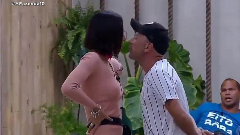 Gabi Prado e Rafael Ilha se desentendem em A Fazenda 10 Gabi Prado e Rafael Ilha se desentendem em A Fazenda 10