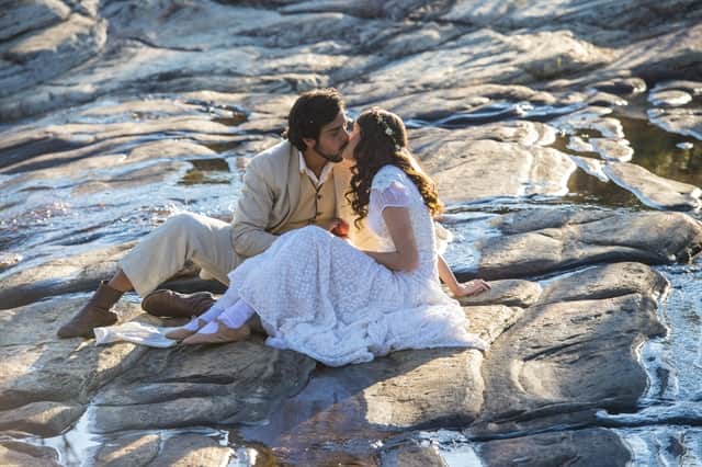 Ema (Agatha Moreira) e Ernesto (Rodrigo Simas) em Orgulho e Paixão (Foto: Globo/Estevam Avellar) Ema (Agatha Moreira) e Ernesto (Rodrigo Simas) em Orgulho e Paixão (Foto: Globo/Estevam Avellar)