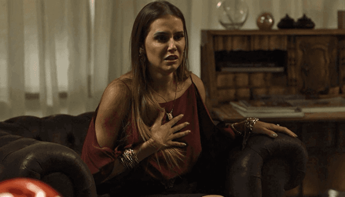 Karola (Deborah Secco) em cena de Segundo Sol (Foto: Divulgação/Globo) Karola (Deborah Secco) em cena de Segundo Sol (Foto: Divulgação/Globo)