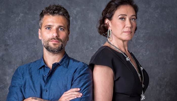 Gabriel (Bruno Gagliasso) e Valentina (Lília Cabral) em O Sétimo Guardião (Foto: Globo/João Cotta) Gabriel (Bruno Gagliasso) e Valentina (Lília Cabral) em O Sétimo Guardião (Foto: Globo/João Cotta)