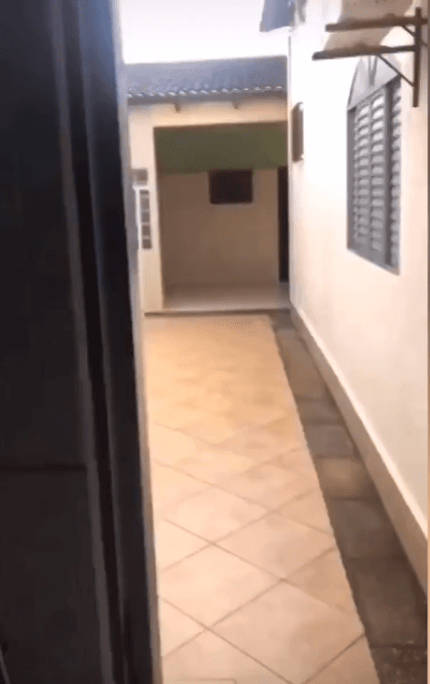 Quintal da casa nova da família da vencedora do "BBB 18" (Foto: Reprodução)Sala de jantar da casa nova da família da vencedora do "BBB 18" (Foto: Reprodução) Quintal da casa nova da família da vencedora do "BBB 18" (Foto: Reprodução)Sala de jantar da casa nova da família da vencedora do "BBB 18" (Foto: Reprodução)