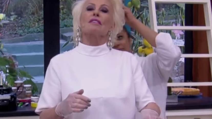 Ana Maria Braga sendo atacada por abelhas ao vivo no Mais Você Ana Maria Braga sendo atacada por abelhas ao vivo no Mais Você