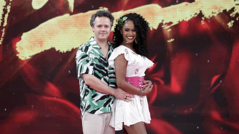 Dalton Mello e sua professora Brennda Martins.(FotoAlinne Tuffengdjian/ TV Globo) Dalton Mello e sua professora Brennda Martins.(FotoAlinne Tuffengdjian/ TV Globo)