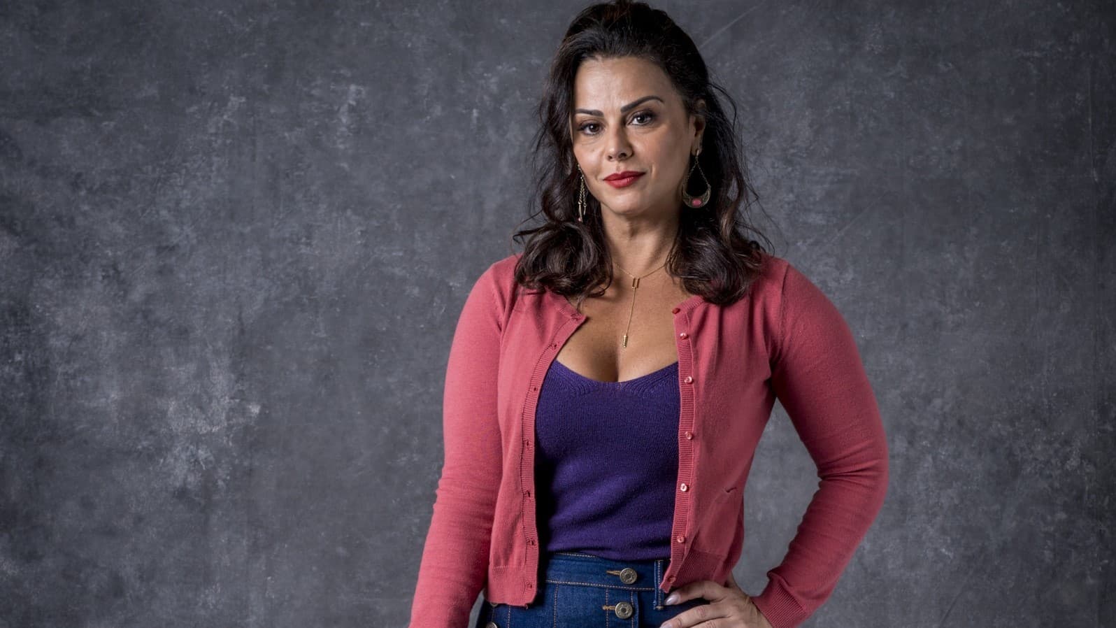Neide (Viviane Araújo) em O Sétimo Guardião (Foto: Divulgação) Neide (Viviane Araújo) em O Sétimo Guardião (Foto: Divulgação)