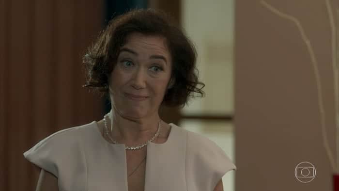 Valentina (Lília Cabral) em O Sétimo Guardião (Foto: Reprodução/Globo) Valentina (Lília Cabral) em O Sétimo Guardião (Foto: Reprodução/Globo)