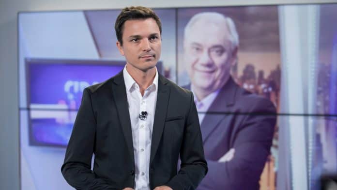 Filho de Marcelo Rezend, Diego Esteves (Foto: Reprodução TV Record) Filho de Marcelo Rezend, Diego Esteves (Foto: Reprodução TV Record)