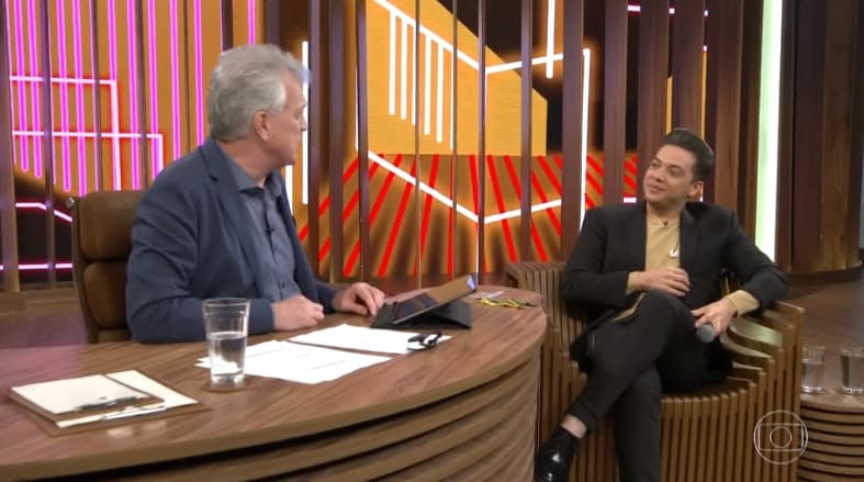 Cantor Wesley Safadão fez revelações sobre sua vida e carreira no Conversa com Bial Cantor Wesley Safadão fez revelações sobre sua vida e carreira no Conversa com Bial