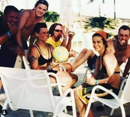 Lan Lanh, Cássia Eller e amigos (Foto: Reprodução/Instagram) Lan Lanh, Cássia Eller e amigos (Foto: Reprodução/Instagram)