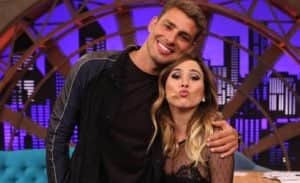 Cauã Reymond é o primeiro convidado de Tatá Werneck na estreia de Lady Night na Globo (Foto: Gianne Carvalho) Cauã Reymond é o primeiro convidado de Tatá Werneck na estreia de Lady Night na Globo (Foto: Gianne Carvalho)